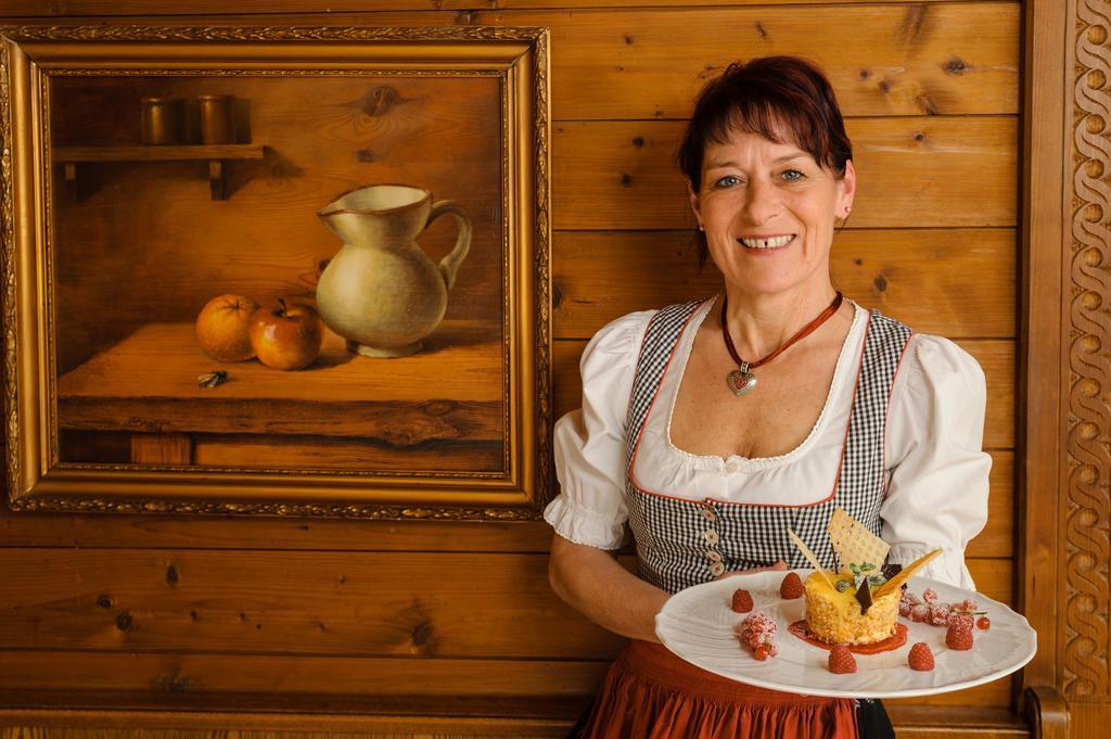 Landgasthof Zur Linde Laaben Zewnętrze zdjęcie